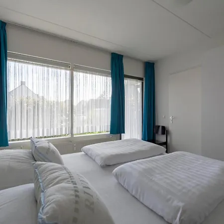 Beachside Bliss In Lägenhet