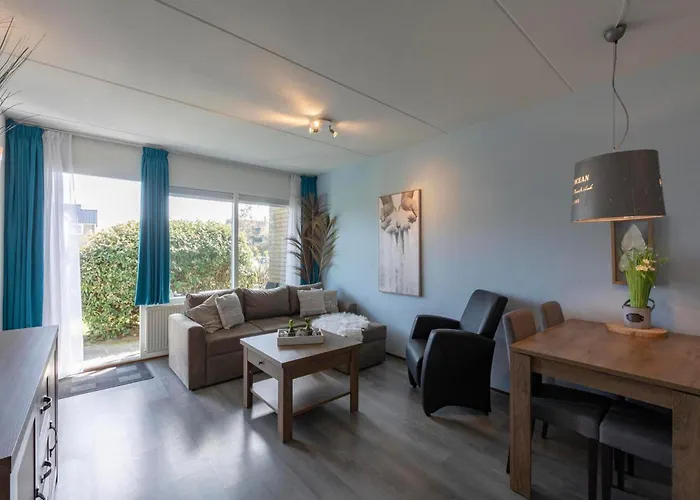 Apartment Beachside Bliss In *