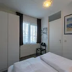 Appartement Beachside Bliss In *